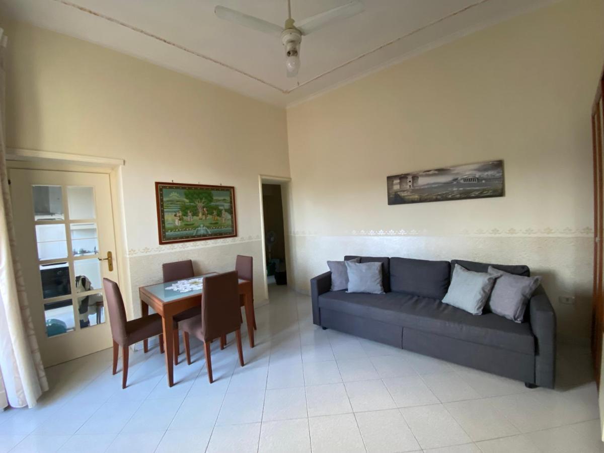 Avolina'S Apartment Naples Exterior photo